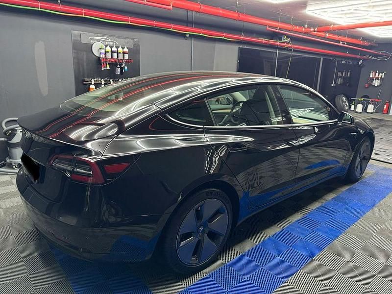 Occasion Tesla Model 3 Standard Range Plus 225 kW (306 ch) 2022 Noir Berline