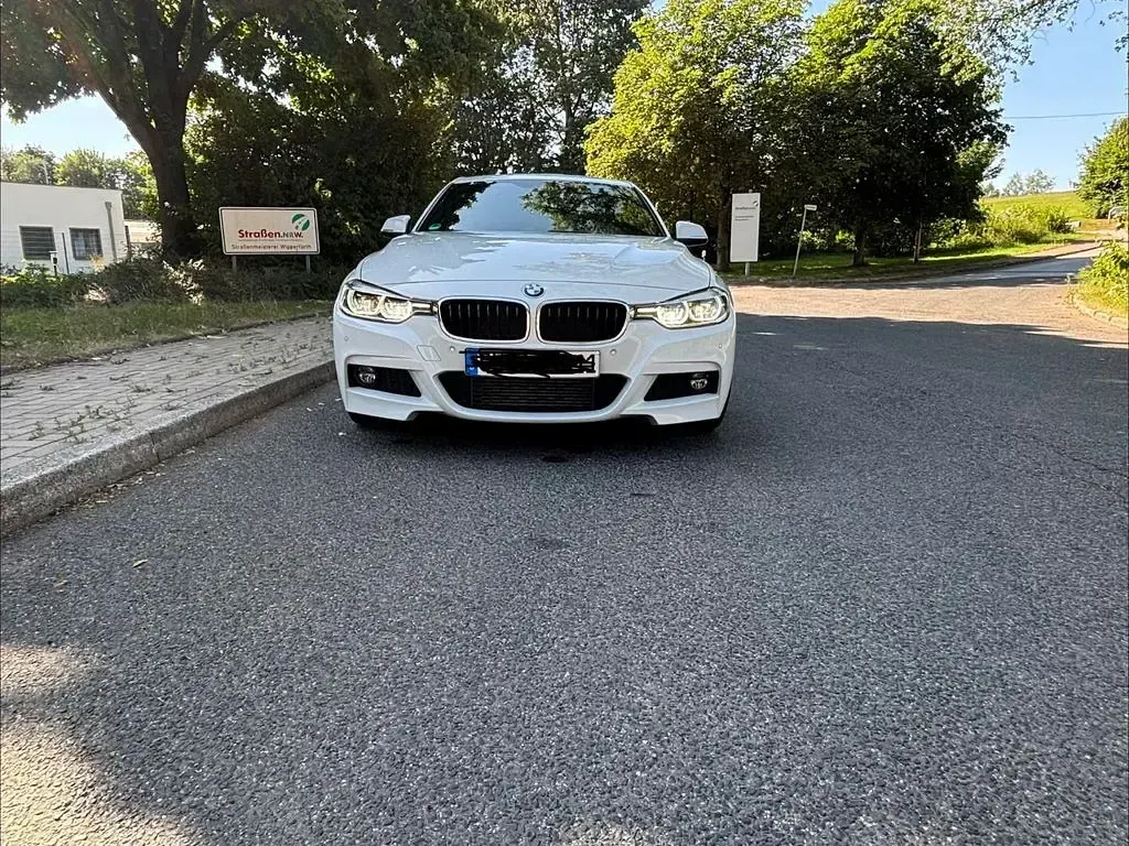 Gebraucht BMW 320 M Sport 190 PS (139 kW) 2017 Weiß Kombi