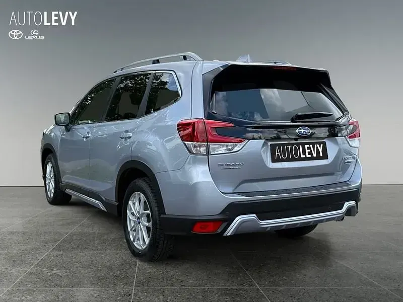 Gebraucht Subaru Forester 150 PS (110 kW) 2024 Silber SUV