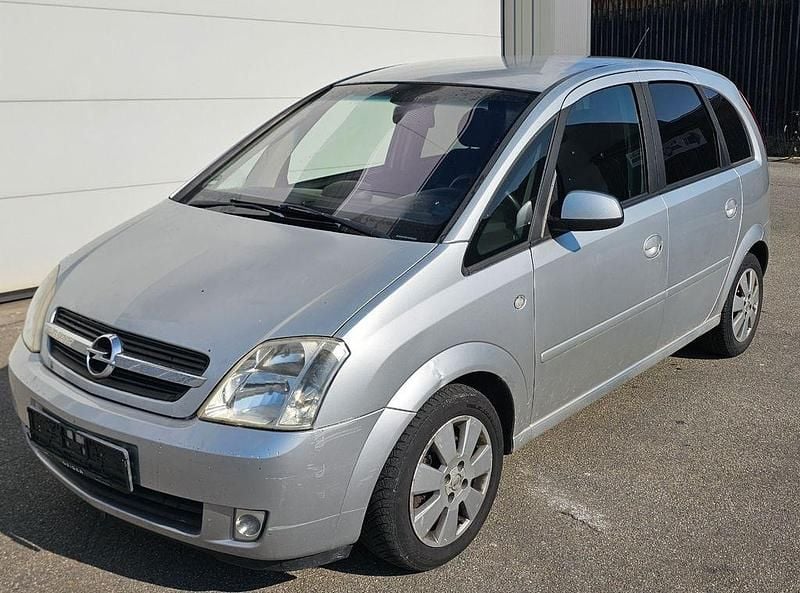 Second-hand Opel Meriva 101 CP (74 kW) 2003 Argintiu Monovolum
