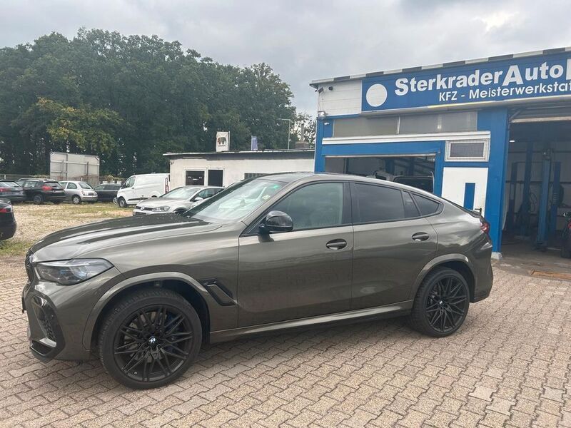 Grau Gebraucht 2022 BMW X6 M Competition Edition SUV | 88.780 € (Teuer) - Bild 1/4