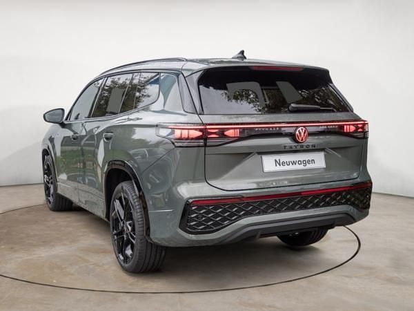 Neu VW Tayron 193 PS (141 kW) 2025 Grün (grün / cipressino grün) SUV
