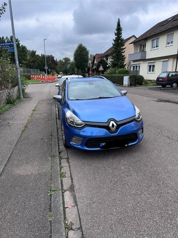 Blau Gebraucht 2014 Renault Clio IV GT Limousine | 7.000 € (Guter Preis) - Bild 1/3