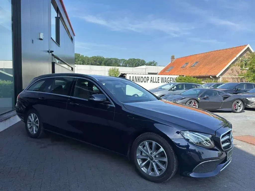 Gebraucht Mercedes E200 160 PS (117 kW) 2020 Blau Kombi