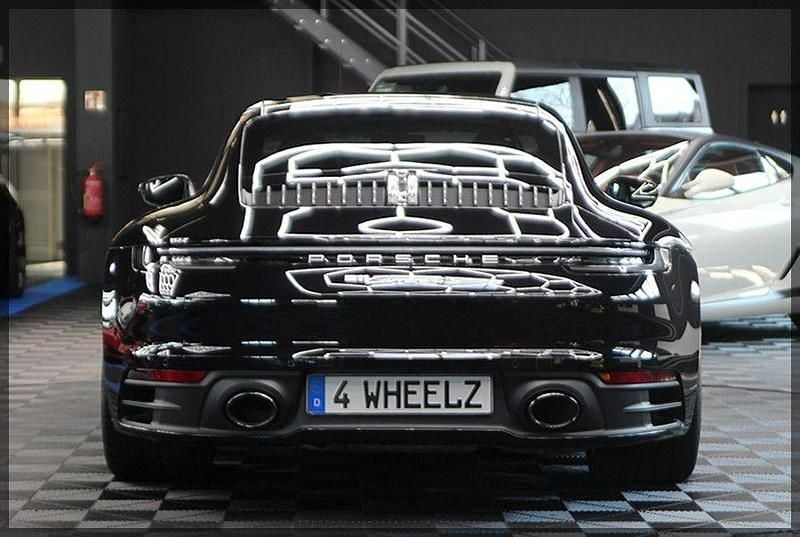 Gebraucht Porsche 911 Carrera 4S 450 PS (330 kW) 2022 Schwarz Coupé