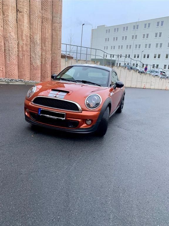 Usata Mini Cooper S 184 CV (135 kW) 2012 Arancione Utilitaria