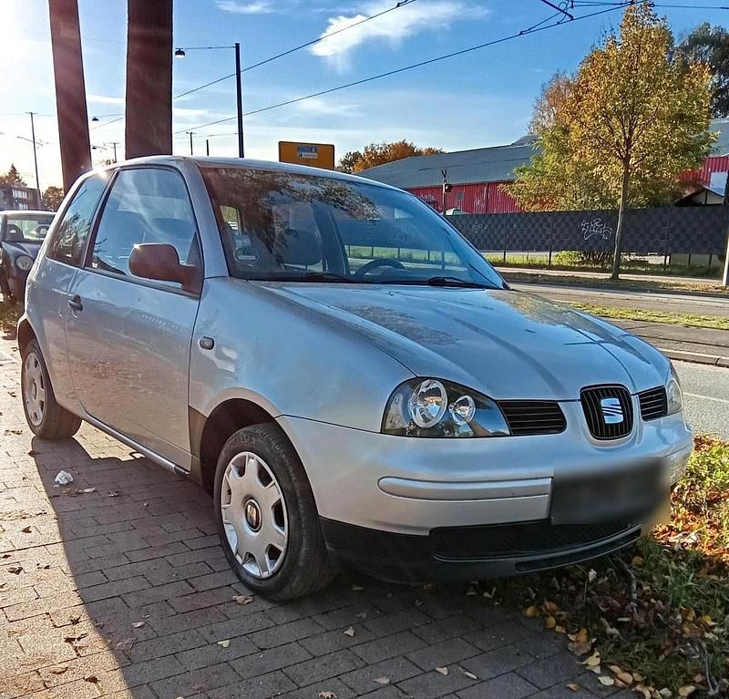 Silber Gebraucht 2002 Seat Arosa Kleinwagen | 1.450 € (Etwas zu teuer) - Bild 1/4