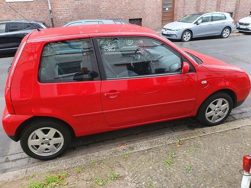 Gebraucht VW Lupo Basis 50 PS (36 kW) 2003 Rot Kleinwagen