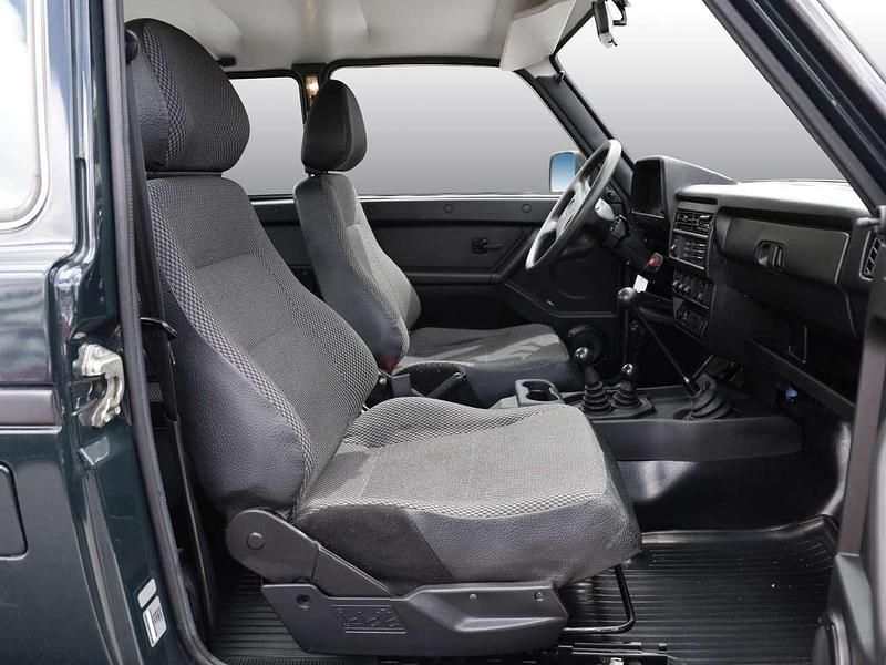 Second-hand Lada Urban 83 CP (61 kW) 2020 Verde SUV