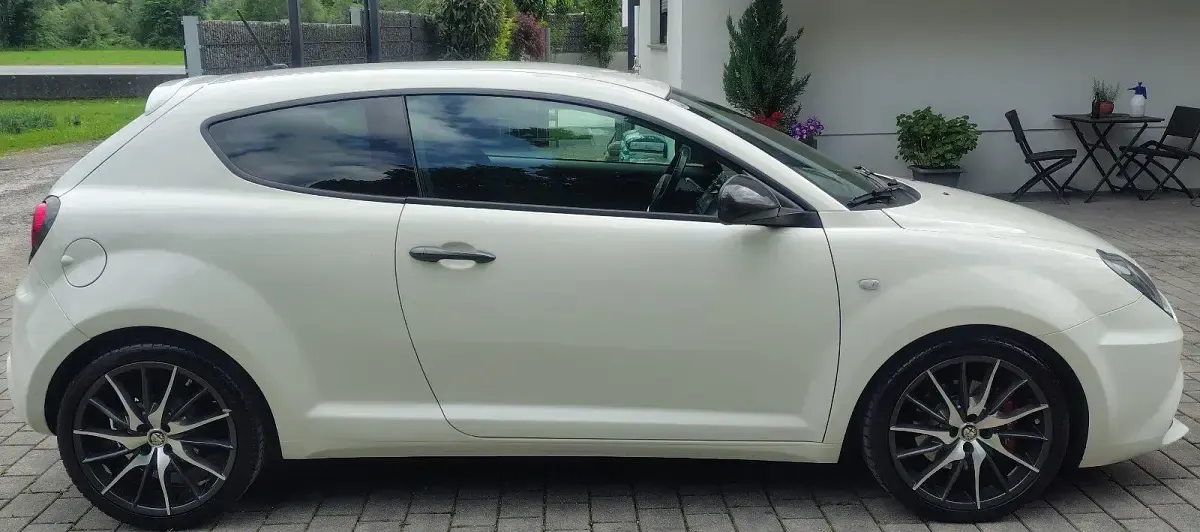 Gebraucht Alfa Romeo MiTo Quadrifoglio Verde 170 PS (125 kW) 2017 Weiß Kleinwagen