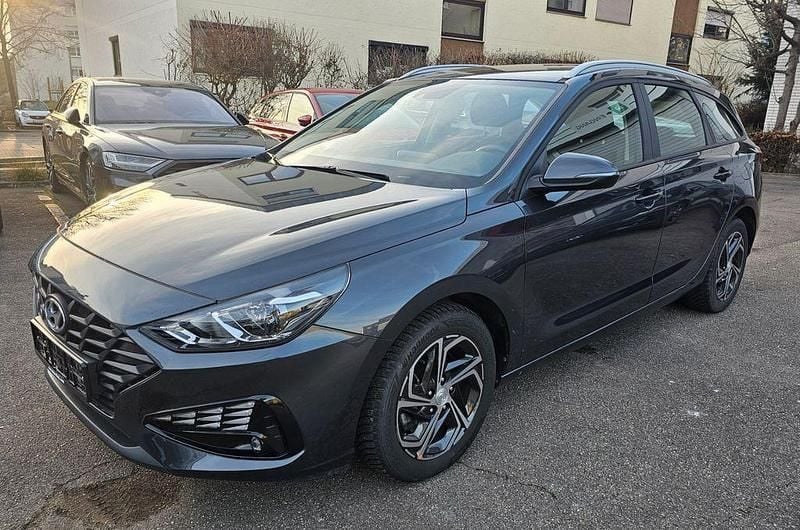 Gebraucht Hyundai i30 Comfort 120 PS (88 kW) 2024 Grau Kombi