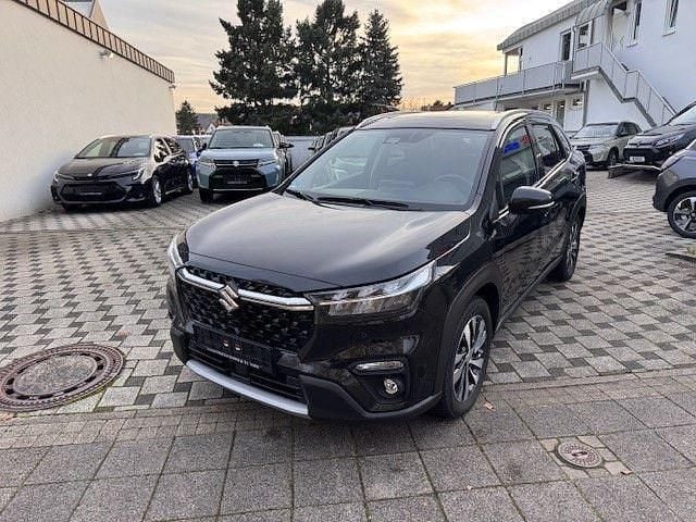Gebraucht Suzuki SX4 S-Cross Comfort+ 102 PS (75 kW) 2023 Schwarz SUV