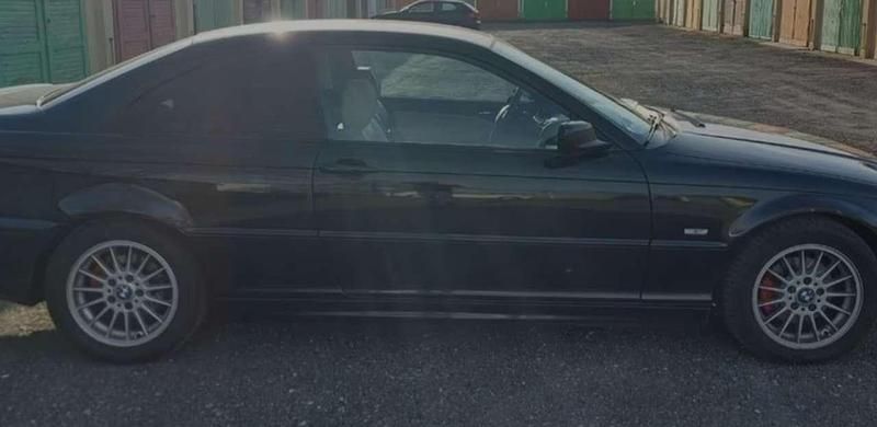Gebraucht BMW 318 143 PS (105 kW) 2002 Schwarz Coupé