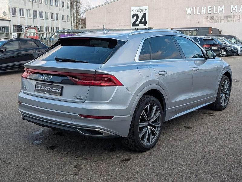 Gebraucht Audi Q8 S-line plus 286 PS (210 kW) 2019 Silber SUV