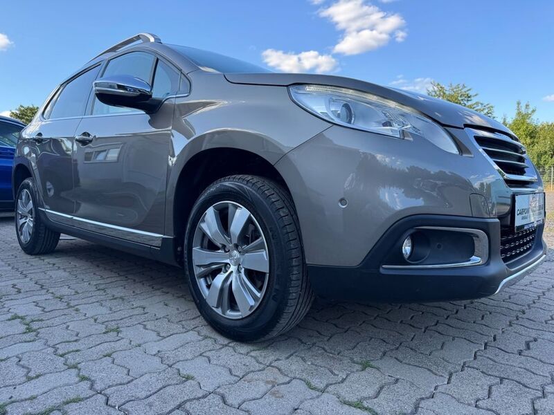 Grau Gebraucht 2013 Peugeot 2008 Allure SUV | 9.999 € (Fairer Preis) - Bild 1/4