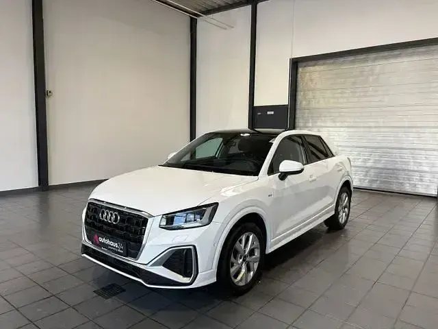 Gebraucht Audi Q2 S-Line 150 PS (110 kW) 2023 Weiß SUV