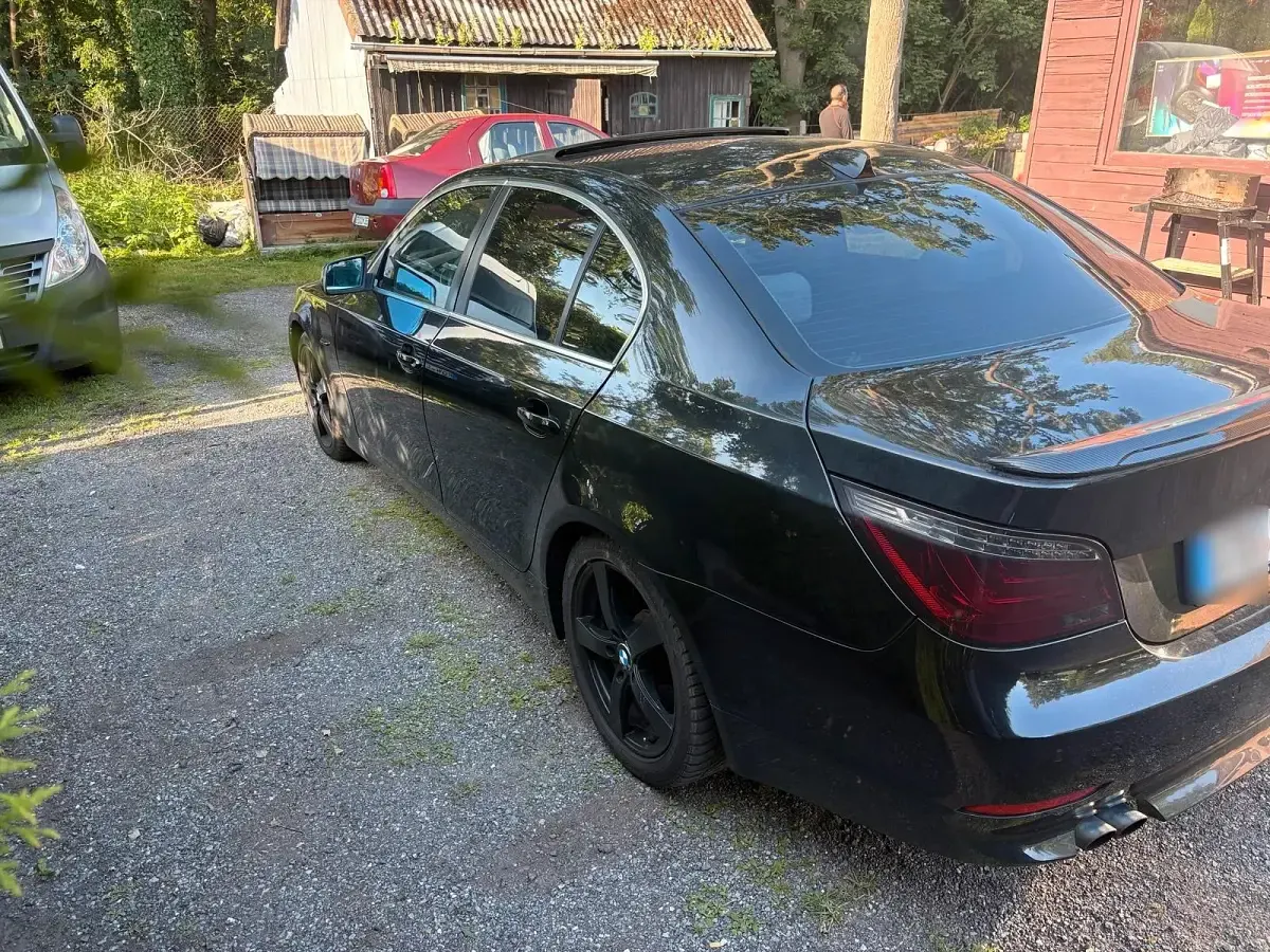 Gebraucht BMW 525 177 PS (130 kW) 2006 Schwarz Limousine