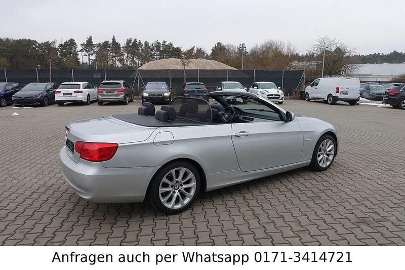 Gebraucht BMW 320 Cabriolet 170 PS (125 kW) 2012 Titansilber metallic Cabrio