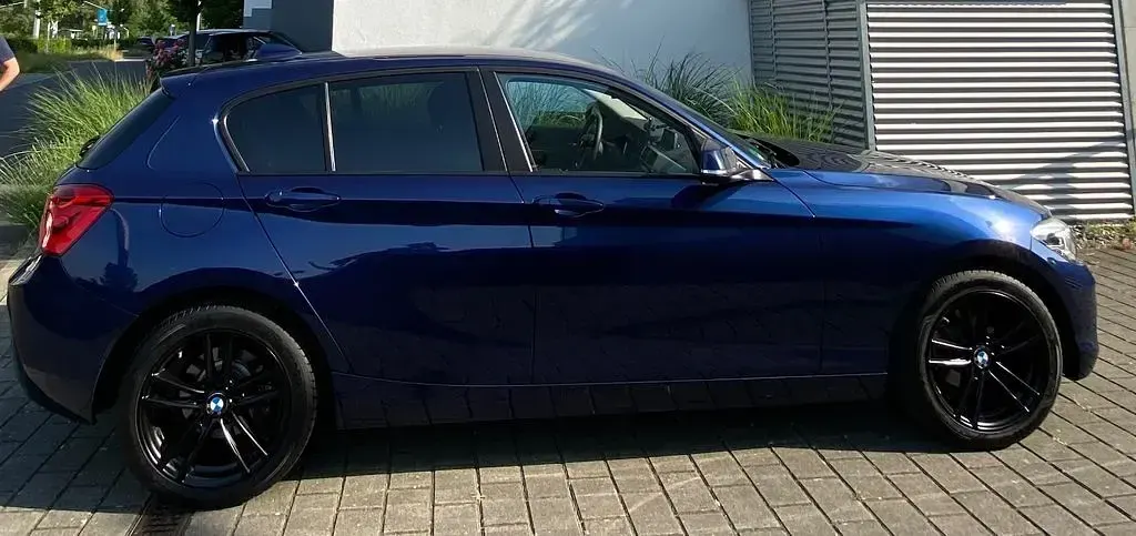 Gebraucht BMW 116 109 PS (80 kW) 2018 Blau Kleinwagen