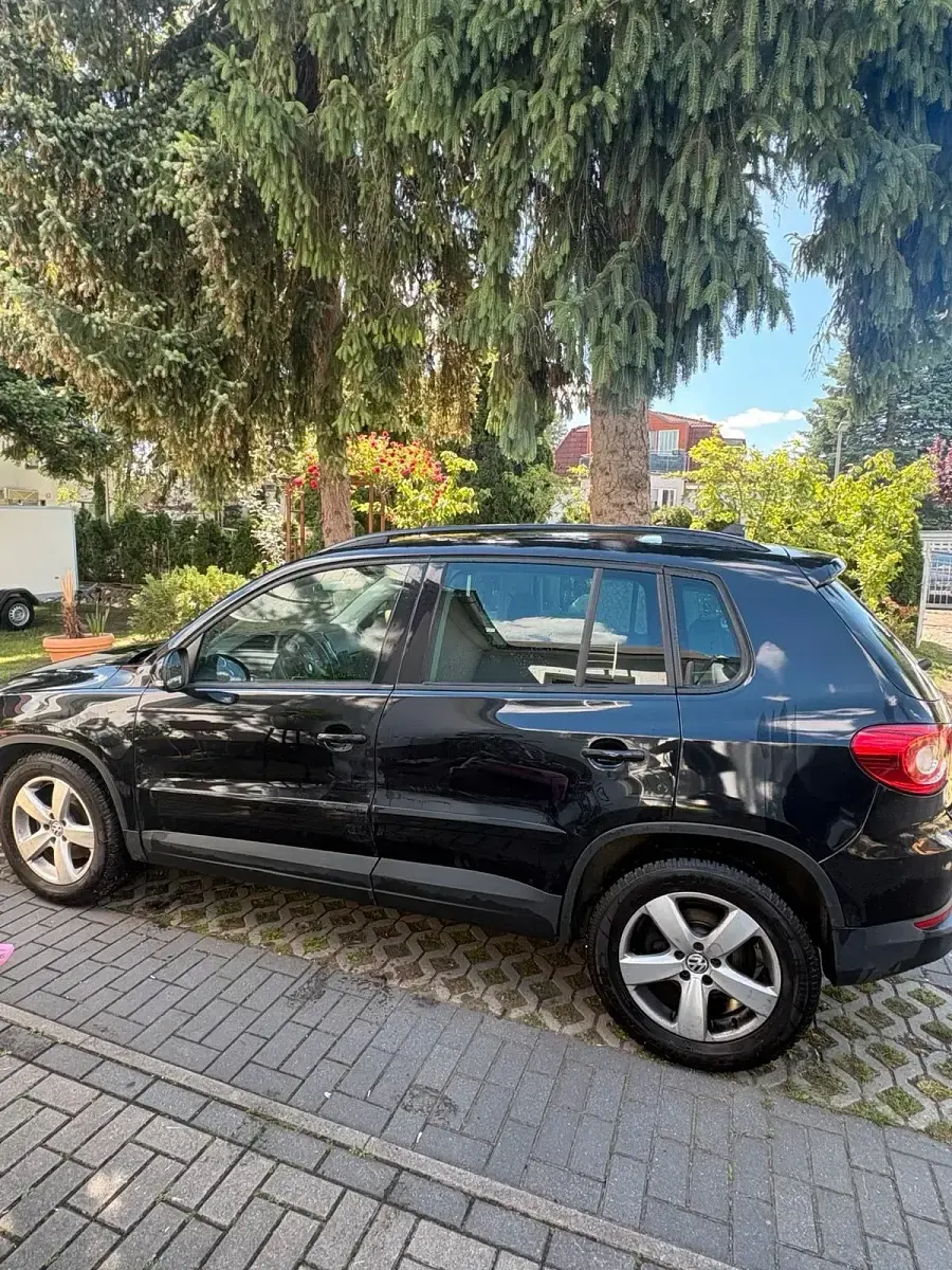 Gebraucht VW Tiguan 140 PS (102 kW) 2008 Schwarz SUV
