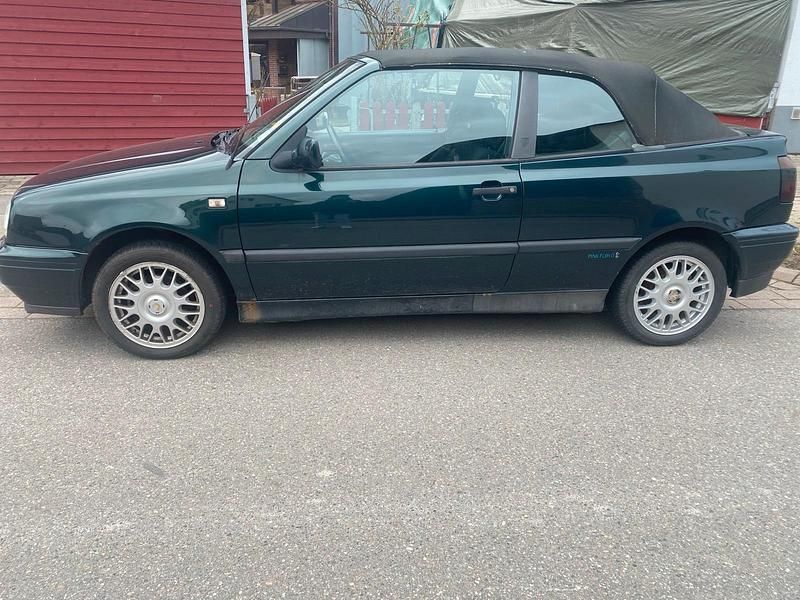 Gebraucht VW Golf Cabriolet 90 PS (66 kW) 1995 Grün Cabrio