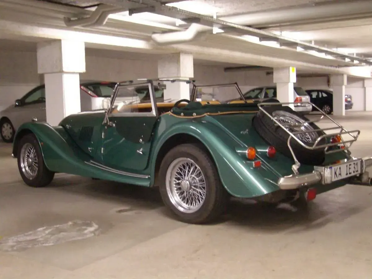 Gebraucht Morgan 4/4 111 PS (81 kW) 2001 Grün Cabrio