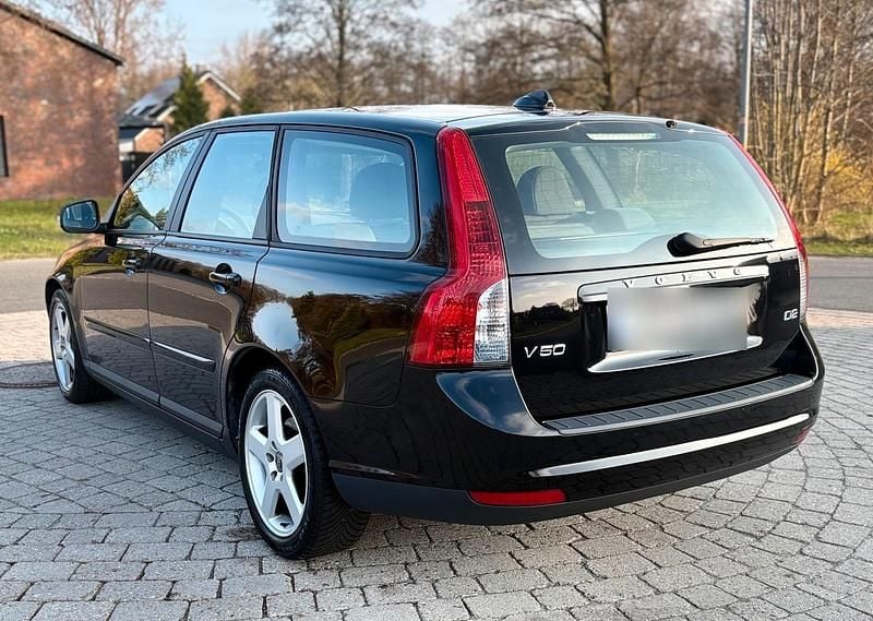 Gebraucht Volvo V50 116 PS (85 kW) 2011 Schwarz Kombi