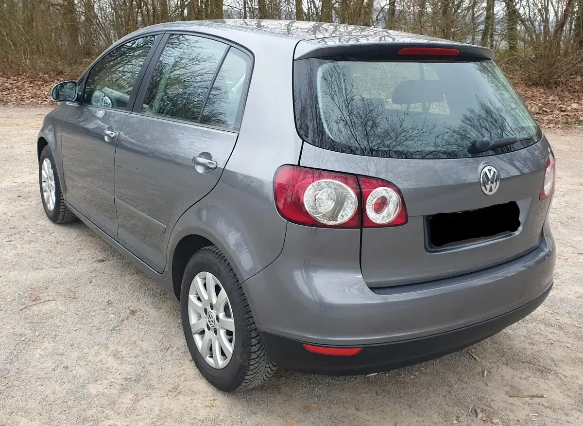 Gebraucht VW Golf Plus Cross Trendline 116 PS (85 kW) 2005 Silber Van / Kleinbus