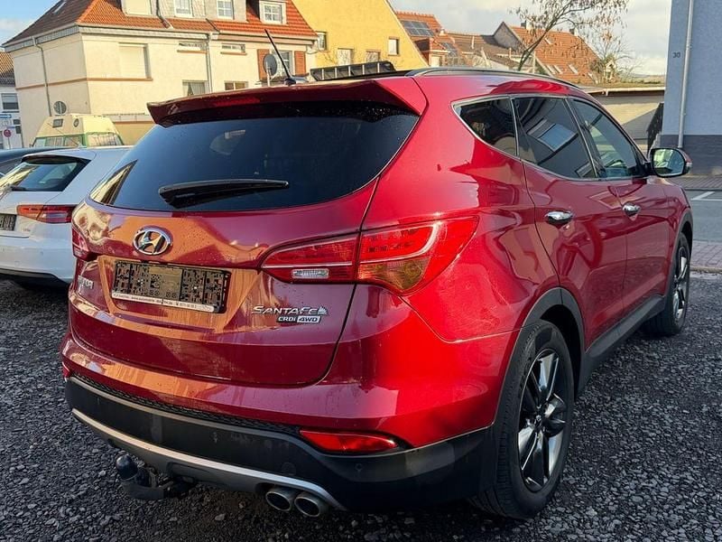 Gebraucht Hyundai Santa Fe Premium 197 PS (144 kW) 2015 Rot SUV