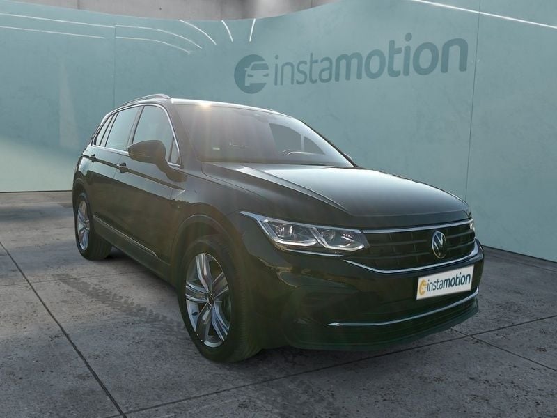 Schwarz Gebraucht 2024 VW Tiguan Move SUV | 32.640 € (Guter Preis) - Bild 1/4