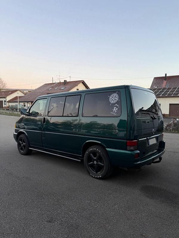 Gebraucht VW Multivan 102 PS (75 kW) 1998 Grün Van / Kleinbus