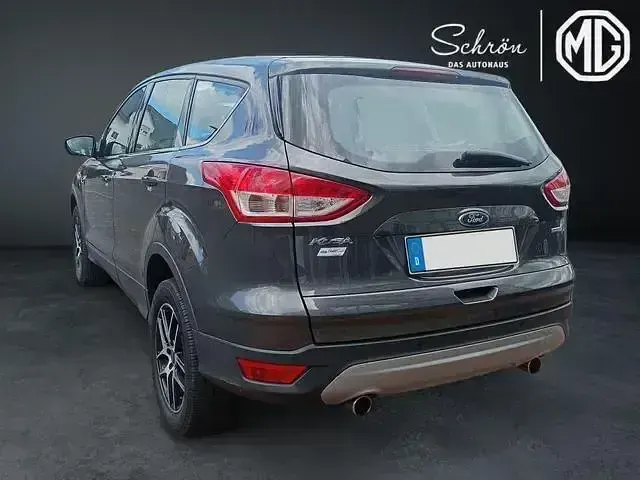 Gebraucht Ford Kuga Trend 150 PS (110 kW) 2016 Magneticgrau (metallic) SUV