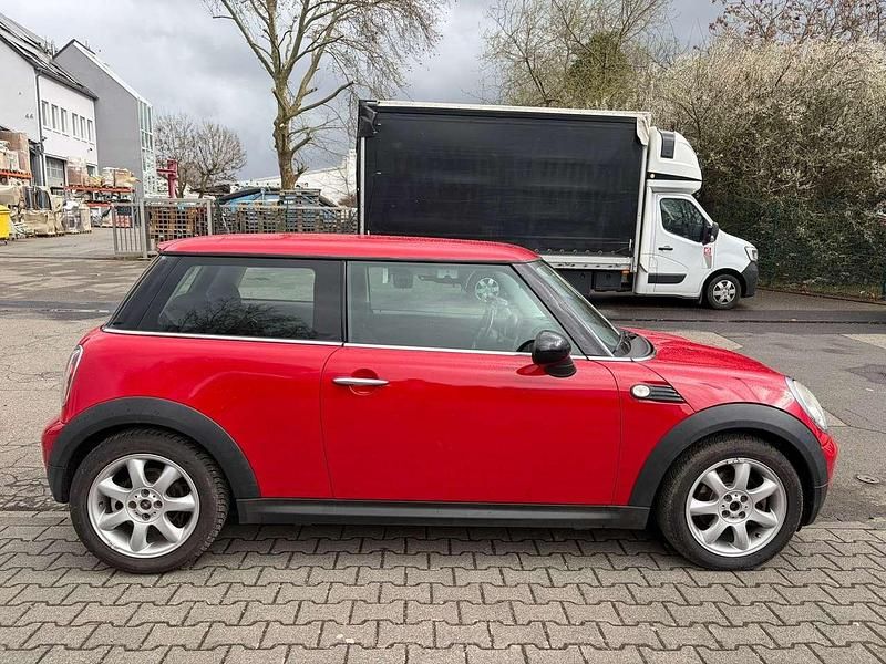 Gebraucht Mini ONE 95 PS (69 kW) 2008 Rot Kleinwagen