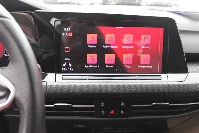 Gebraucht VW Golf VIII R-line 190 PS (139 kW) 2022 Uranograu Limousine