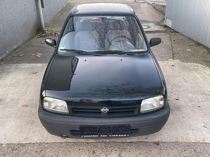 Gebraucht Nissan Micra 54 PS (39 kW) 1997 Schwarz Kleinwagen