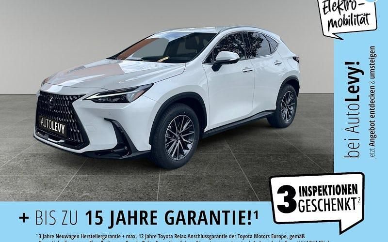 Weiß Gebraucht 2025 Lexus NX450h+ E-FOUR Executive Line SUV | 59.990 € (Fairer Preis) - Bild 1/4