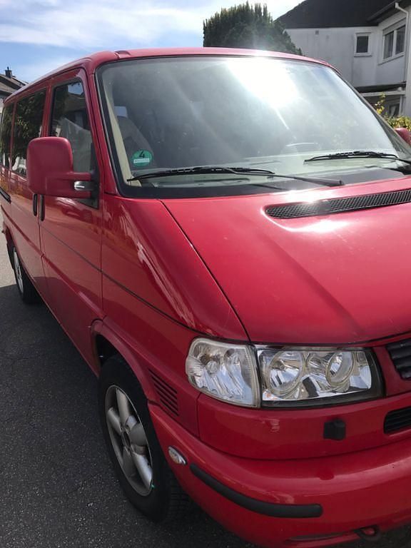 Second-hand VW Caravelle 151 CP (111 kW) 1998 Bej Van