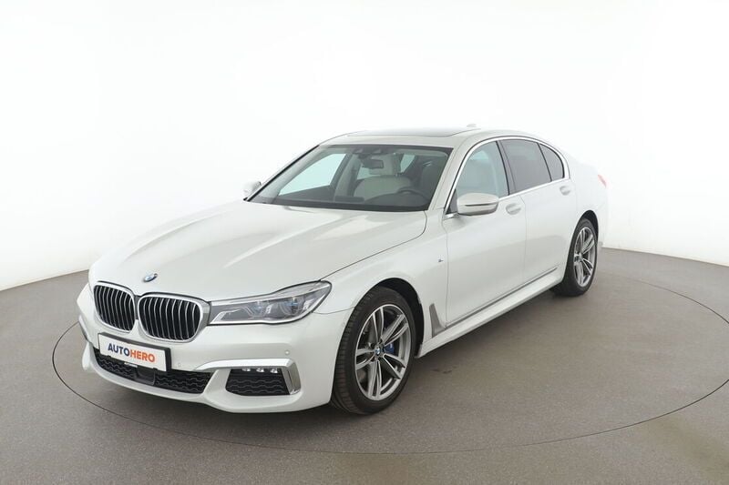 Weiß Gebraucht 2018 BMW 740 Sport Line Limousine | 42.470 € (Guter Preis) - Bild 1/4