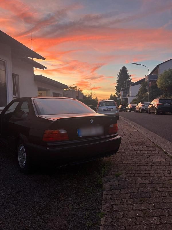 Gebraucht 1993 BMW 325 Coupé | 18.000 € - Bild 1/4