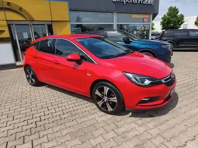 Gebraucht Opel Astra Innovation 160 PS (117 kW) 2016 Rot Limousine