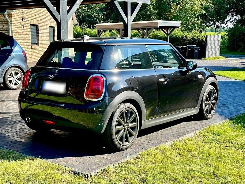 Gebraucht Mini Cooper D Chili 116 PS (85 kW) 2019 Schwarz Kleinwagen