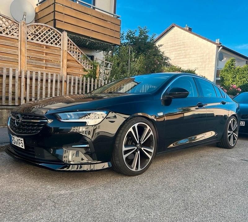 Schwarz Gebraucht 2022 Opel Insignia Limousine | 16.800 € (Superpreis) - Bild 1/4