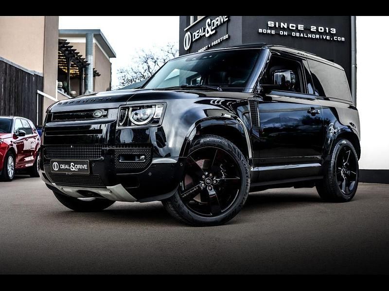 Schwarz Gebraucht 2024 Land Rover Defender SUV | 109.990 € (Fairer Preis) - Bild 1/4