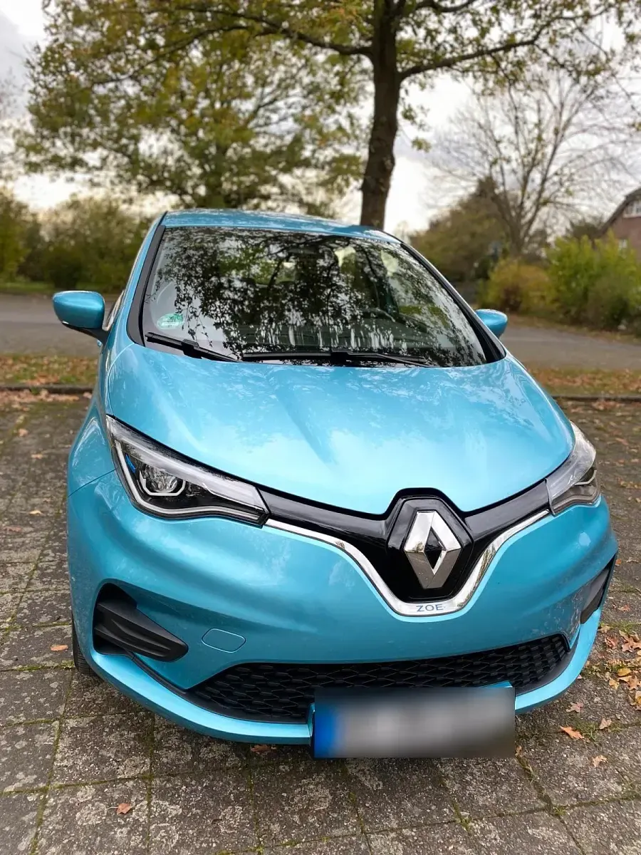 Używany Renault Zoe Experience 50 kW (69 KM) 2020 Niebieski Hatchback