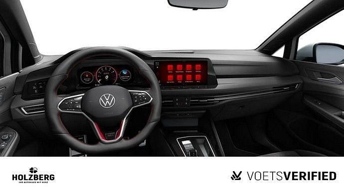 Gebraucht VW Golf VIII GTI 245 PS (180 kW) 2024 Weiß Limousine