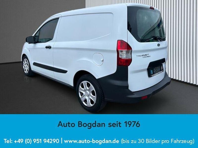 Gebraucht Ford Transit Trend 101 PS (74 kW) 2022 Weiß Van / Kleinbus