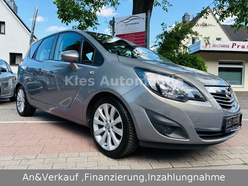 Grau Gebraucht 2013 Opel Meriva Innovation Van / Kleinbus | 9.970 € (Fairer Preis) - Bild 1/4