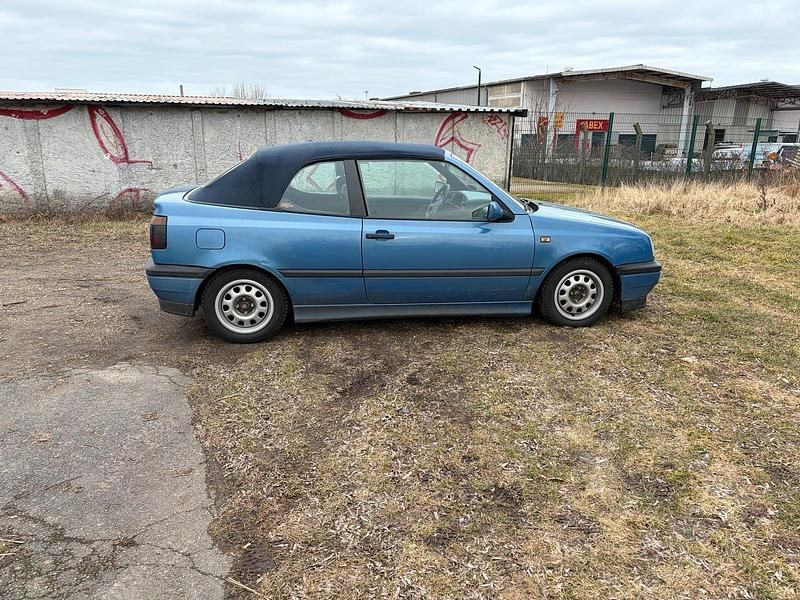 Gebraucht VW Golf Cabriolet 75 PS (55 kW) 1993 Blau Cabrio