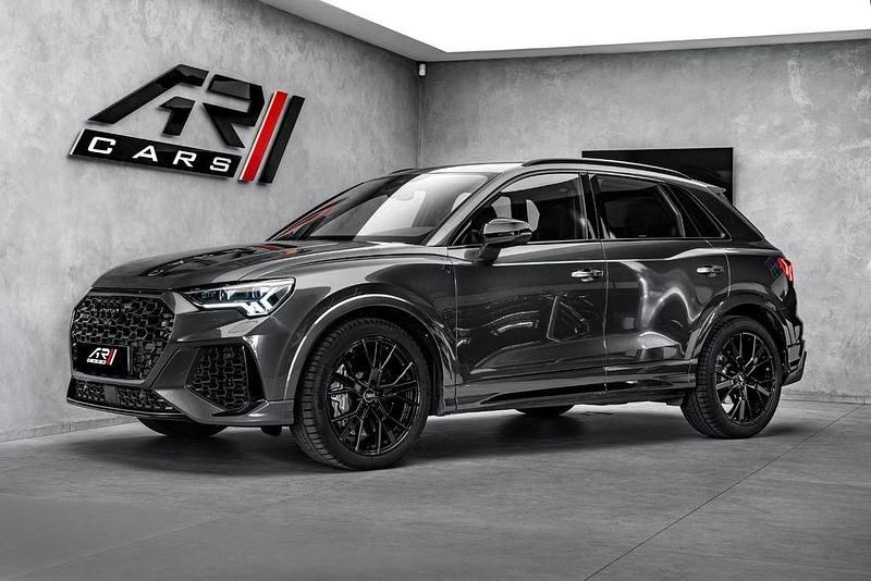 Grau Gebraucht 2020 Audi RS Q3 Sport SUV | 51.500 € (Teuer) - Bild 1/4