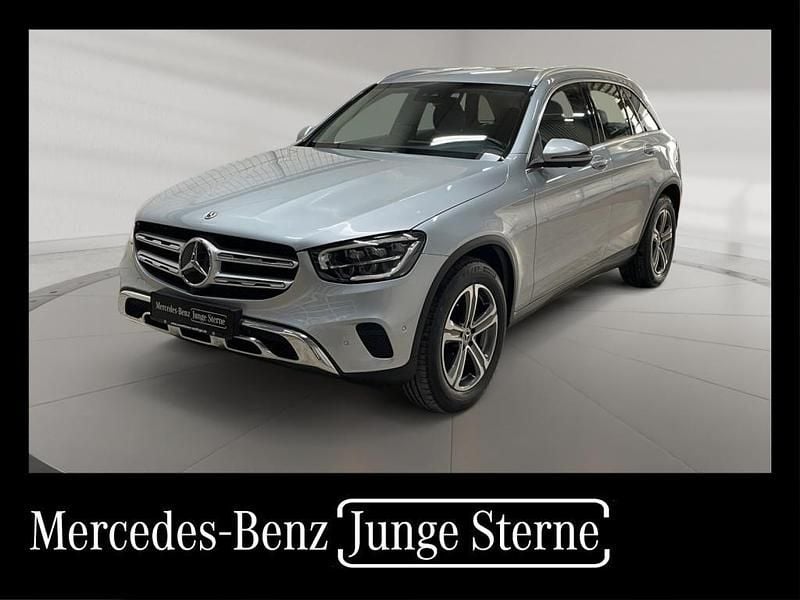 Silber Gebraucht 2021 Mercedes GLC300 SUV | 33.889 € (Guter Preis) - Bild 1/4
